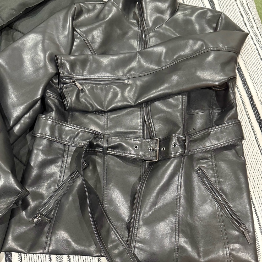Kenneth Cole Women’s Black Leather Jacket- NWT
